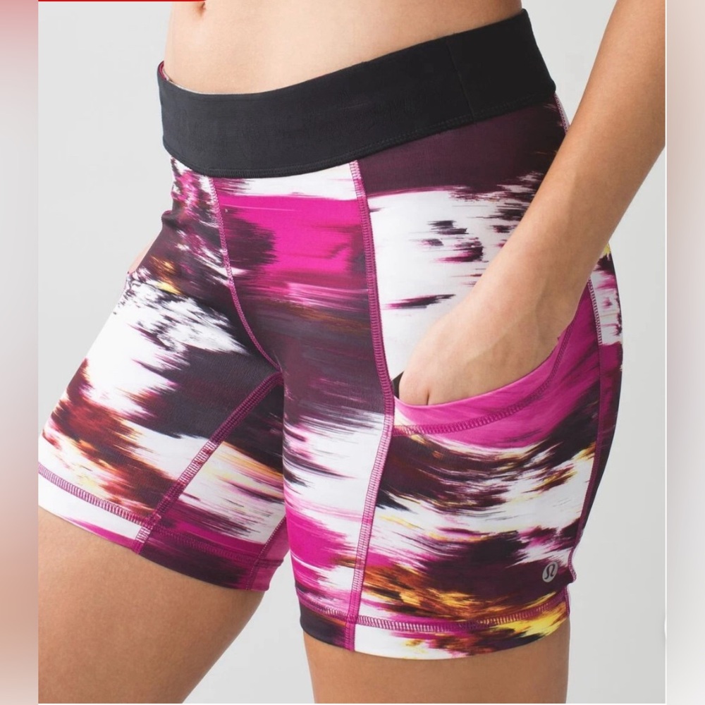 Lululemon What The Sport Short II Pigment Wind Berry Rumble Multi